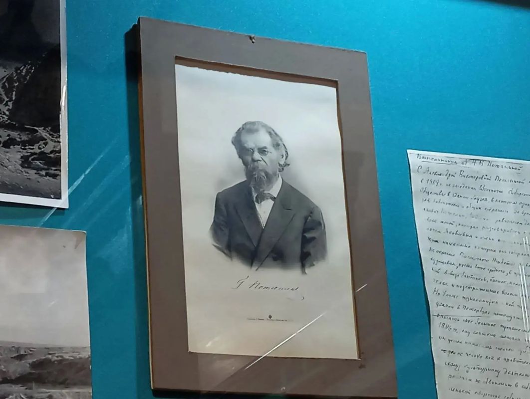 В Кяхте, в Краеведческом музее имени А.А. Обручева проходит первая, международная экспедиция "Кяхта-300 лет истории: наследие, современность, перспективы", посвященная Великому чайному пути В Кяхте, в Краеведческом музее имени А.А. Обручева проходит первая, международная экспедиция "Кяхта-300 лет истории: наследие, современность, перспективы", посвященная Великому чайному пути