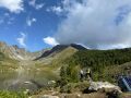 Озеро в форме лотоса, кедровые леса и альпийские луга