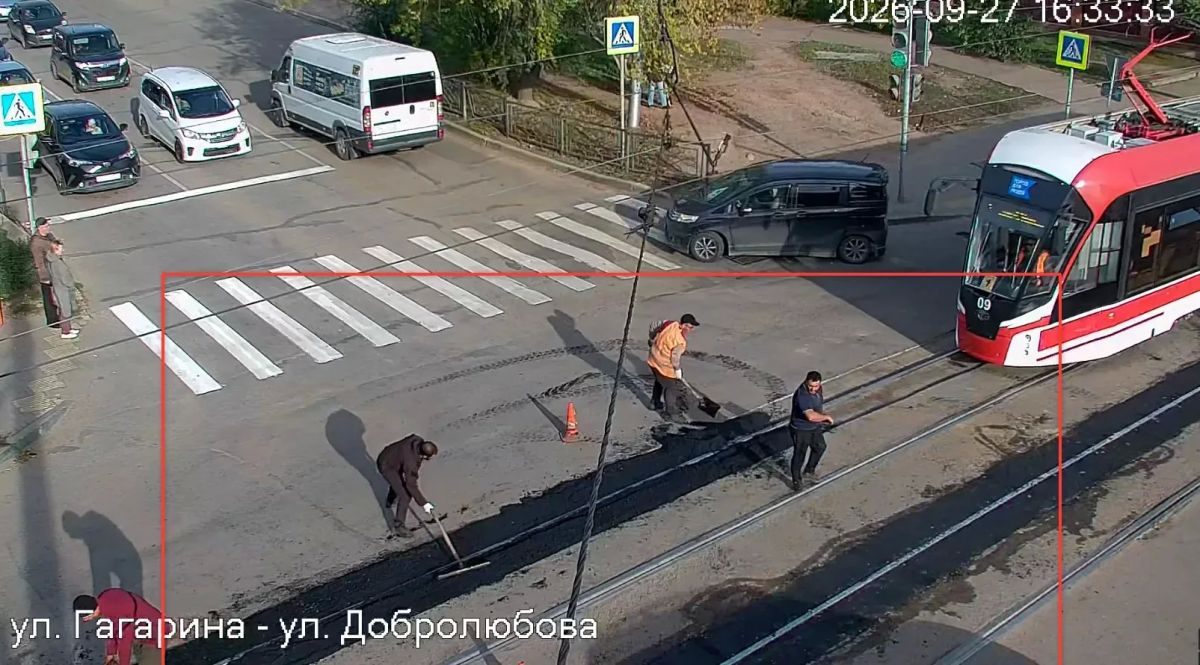 В Улан-Удэ ограничили движение на перекрестке Гагарина - Добролюбова из-за ремонт