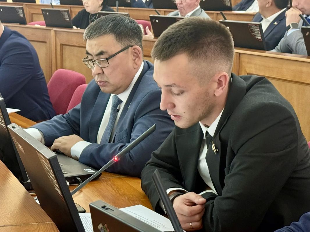 На очередной девятнадцатой сессии Народного Хурала Республики Бурятия парламентарии рассмотрели проект закона «О внесении изменений в Закон Республики Бурятия «О физической культуре и спорте» На очередной девятнадцатой сессии Народного Хурала Республики Бурятия парламентарии рассмотрели проект закона «О внесении изменений в Закон Республики Бурятия «О физической культуре и спорте»