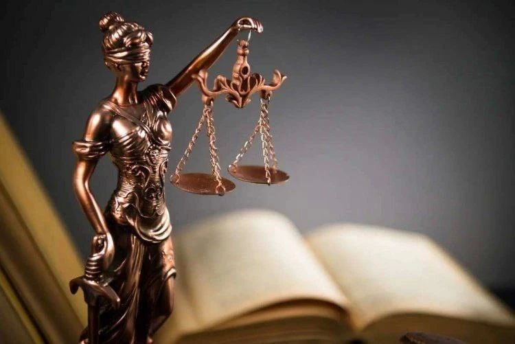 В Селенгинском районе полицейские задержали мужчину по подозрению в вымогательстве денег у знакомого