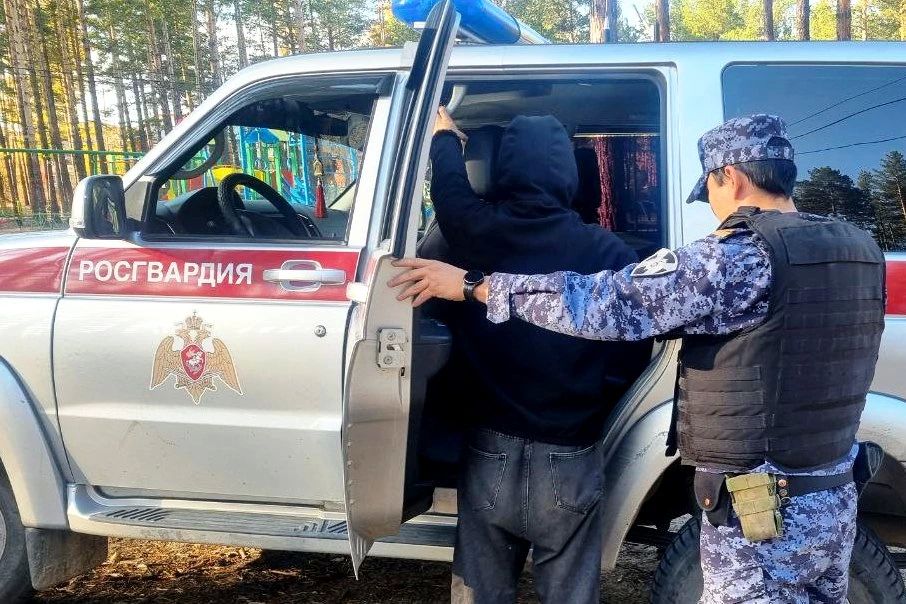 В Бурятии росгвардейцы пресекли незаконный оборот наркотиков