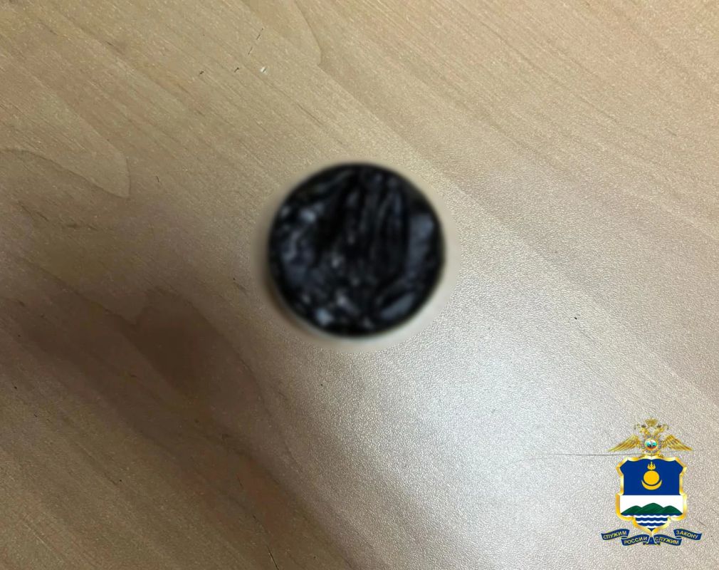 В Железнодорожном районе полицейские изъяли у местного жителя гашишное масло