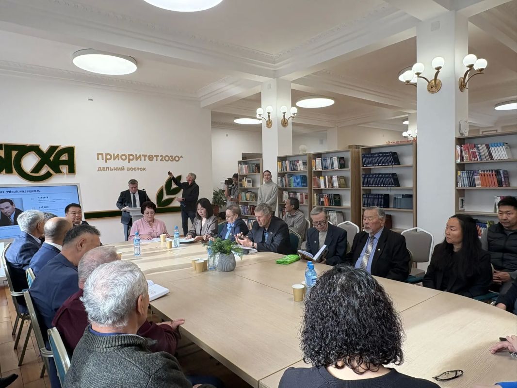 Сегодня состоялась презентация книги в «Судьбы предназначение» памяти ректора БГСХА, доктора ветеринарных наук, профессора, депутата Народного Хурала Александра Попова Сегодня состоялась презентация книги в «Судьбы предназначение» памяти ректора БГСХА, доктора ветеринарных наук, профессора, депутата Народного Хурала Александра Попова