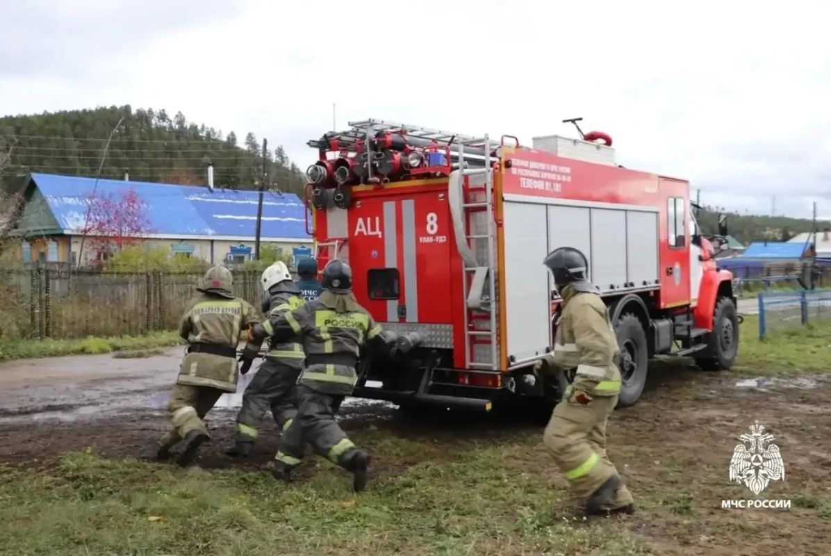 В Советском районе Улан-Удэ потушили пожар в одноэтажном магазине