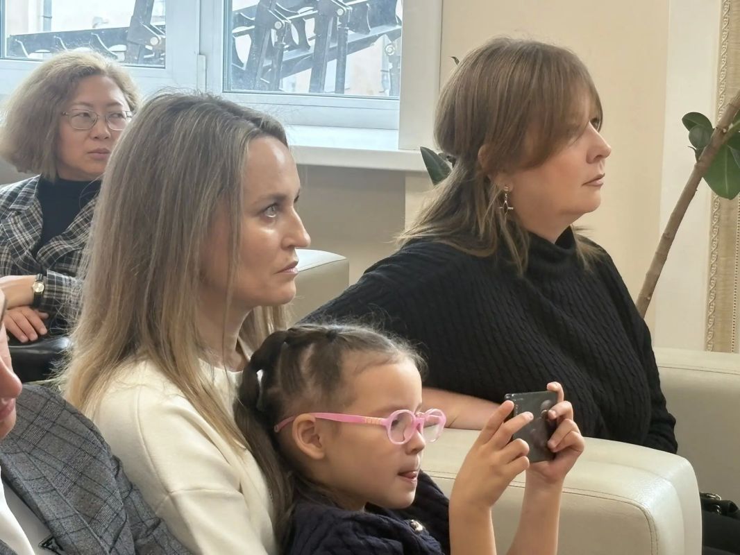 Сегодня состоялась презентация книги в «Судьбы предназначение» памяти ректора БГСХА, доктора ветеринарных наук, профессора, депутата Народного Хурала Александра Попова Сегодня состоялась презентация книги в «Судьбы предназначение» памяти ректора БГСХА, доктора ветеринарных наук, профессора, депутата Народного Хурала Александра Попова