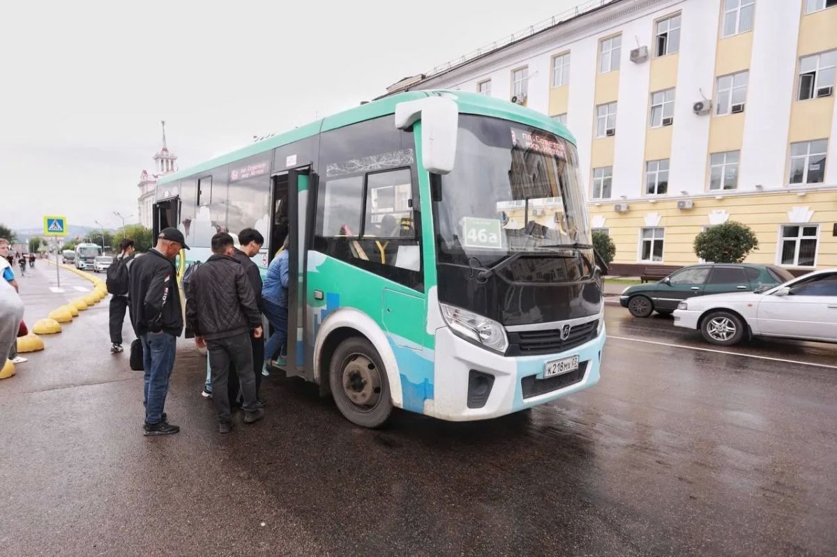 В Улан-Удэ выпуск частных автобусов сократился, а муниципальных – увеличился