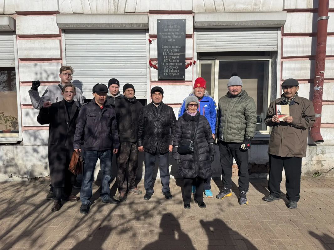 В Бурятии почтили память участниц легендарного пеше-лыжного перехода Улан-Удэ – Москва В Бурятии почтили память участниц легендарного пеше-лыжного перехода Улан-Удэ – Москва