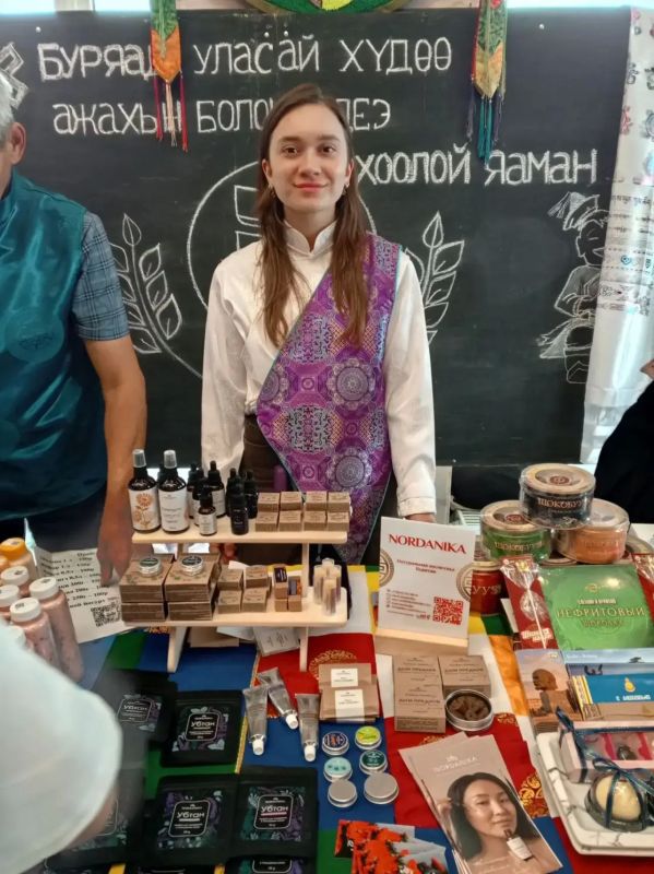 В Бурдраме проходит выставка-ярмарка скльхозтооваропроизводителей В Бурдраме проходит выставка-ярмарка скльхозтооваропроизводителей