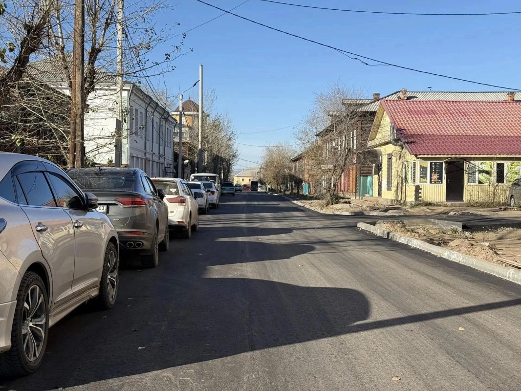 На двух улицах Улан-Удэ уложили новый асфальт