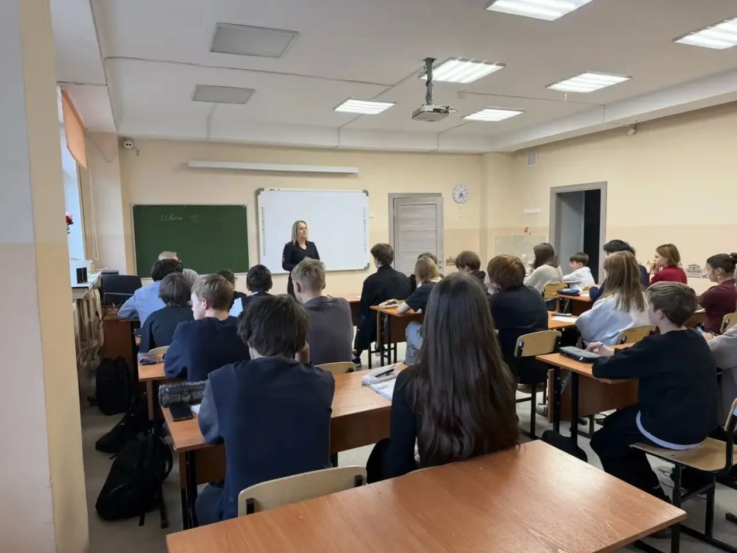 Северобайкальским школьникам напомнили о соблюдении мер безопасности во время осенних каникул Северобайкальским школьникам напомнили о соблюдении мер безопасности во время осенних каникул