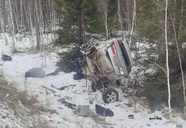 На трассе «Байкал» в ДТП погибла беременная женщина