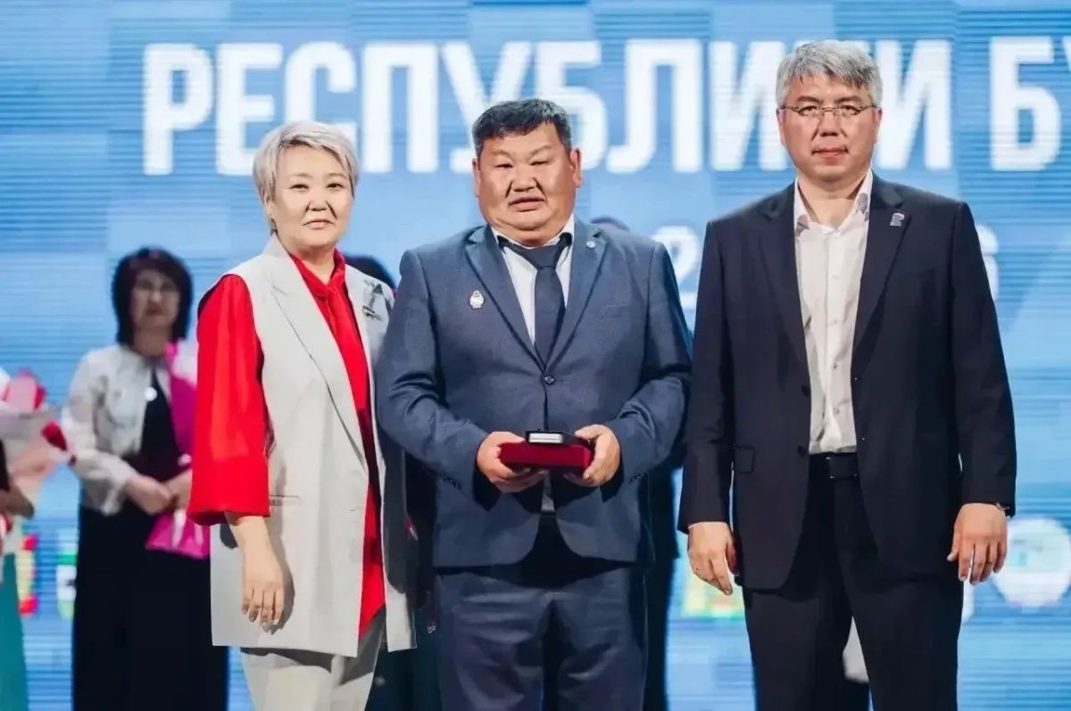 Жителей Бурятии приглашают принять участие в премии «Служение» Жителей Бурятии приглашают принять участие в премии «Служение»