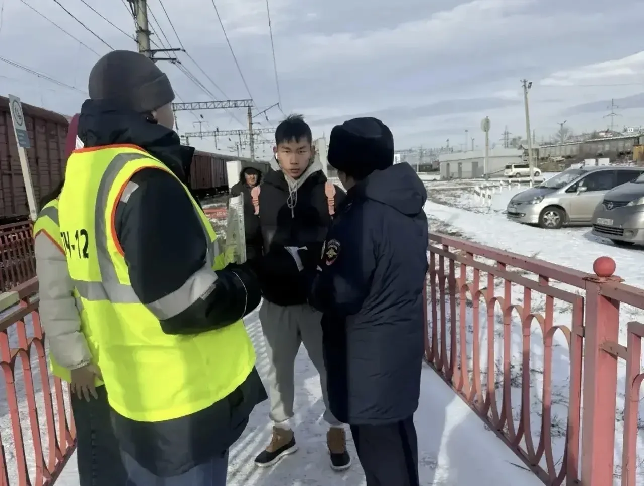 В Улан-Удэ транспортные полицейские провели профилактический рейд по предупреждению детского травматизма