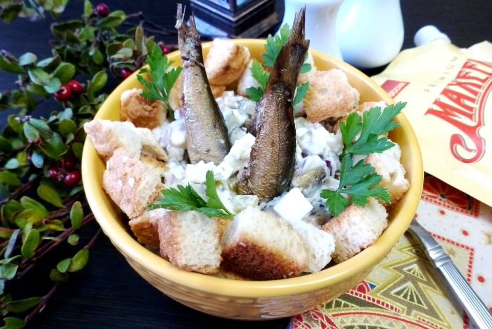 Салат «Синхронное плавание»: быстрое и вкусное решение для любого стола