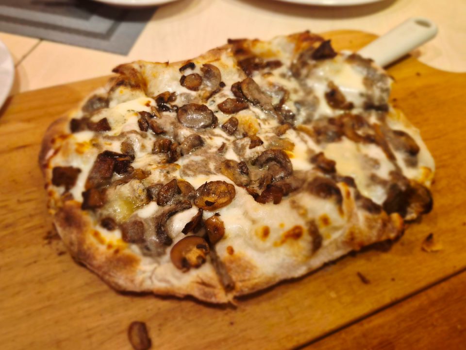 �������� ������ ����� ���������: Pinzeria by Bontempi � �������� ���������������� �����������