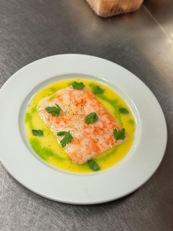 Удивительно простые закуски из тунца и креветок для быстрого стола