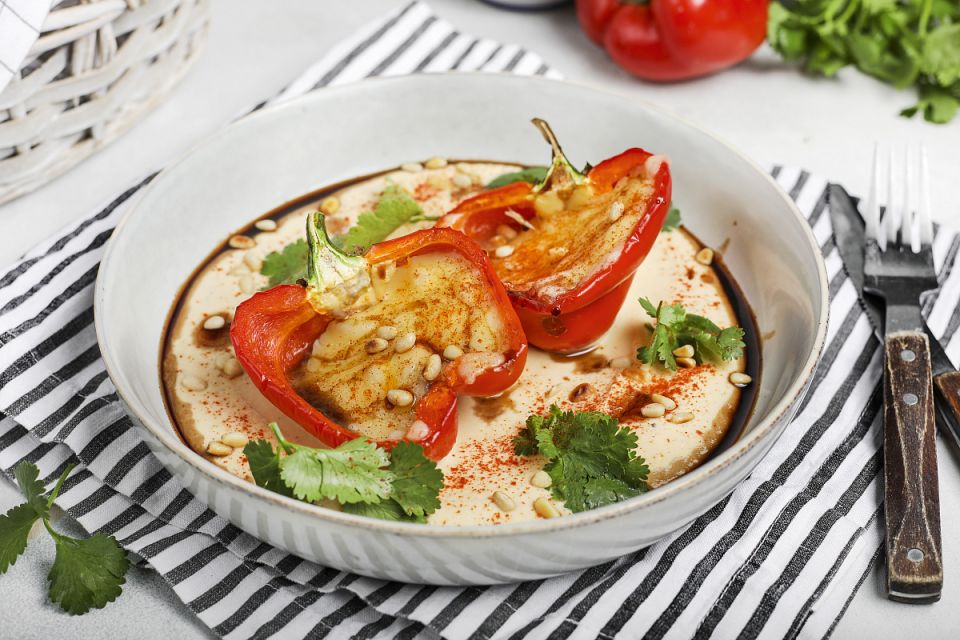 Как сделать израильский хумус из красной чечевицы: простой рецепт