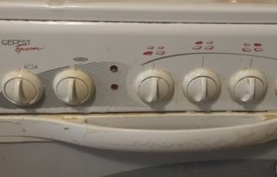 Как легко и безопасно очистить ручки плиты от застарелого жира